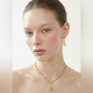 Avon Gold Tone Necklace & Earrings Set with Yellow Glass Drop